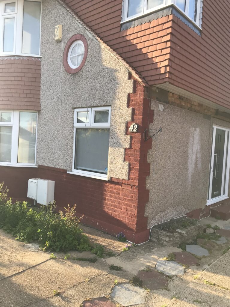 Insulated and run - Private House in Bexleyheath