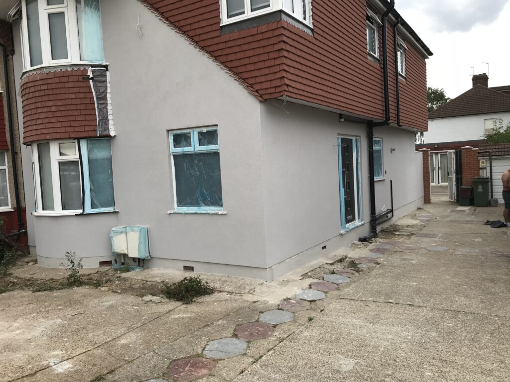 Insulated and run - Private House in Bexleyheath