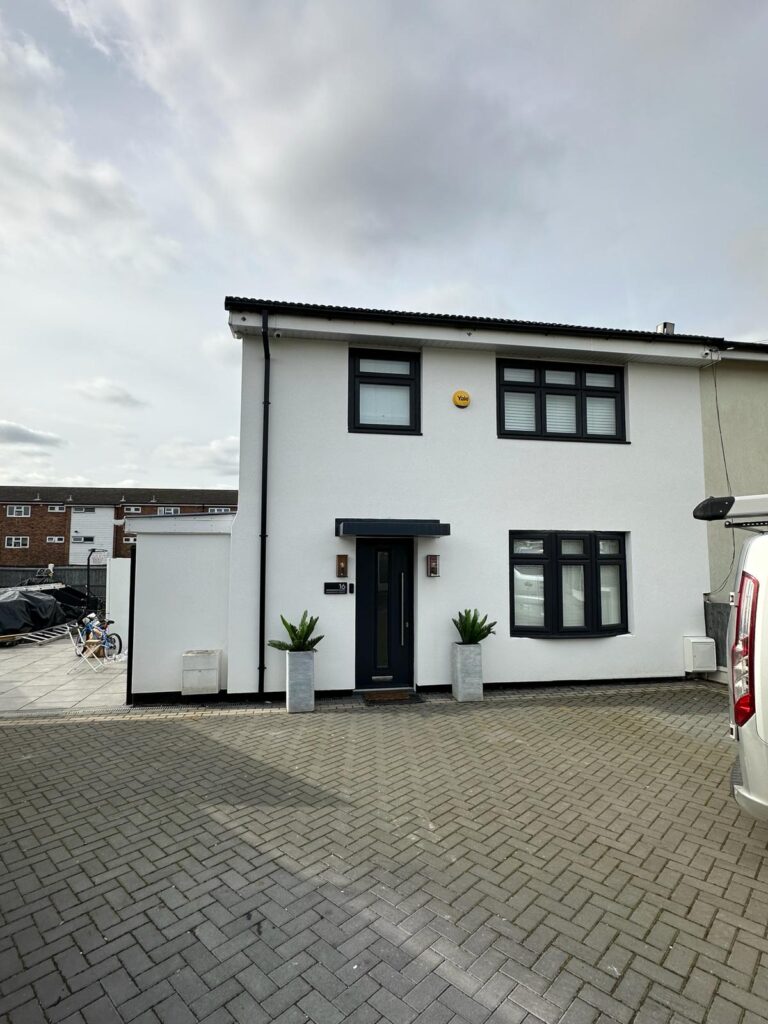 Private House in Romford-Insulated Render